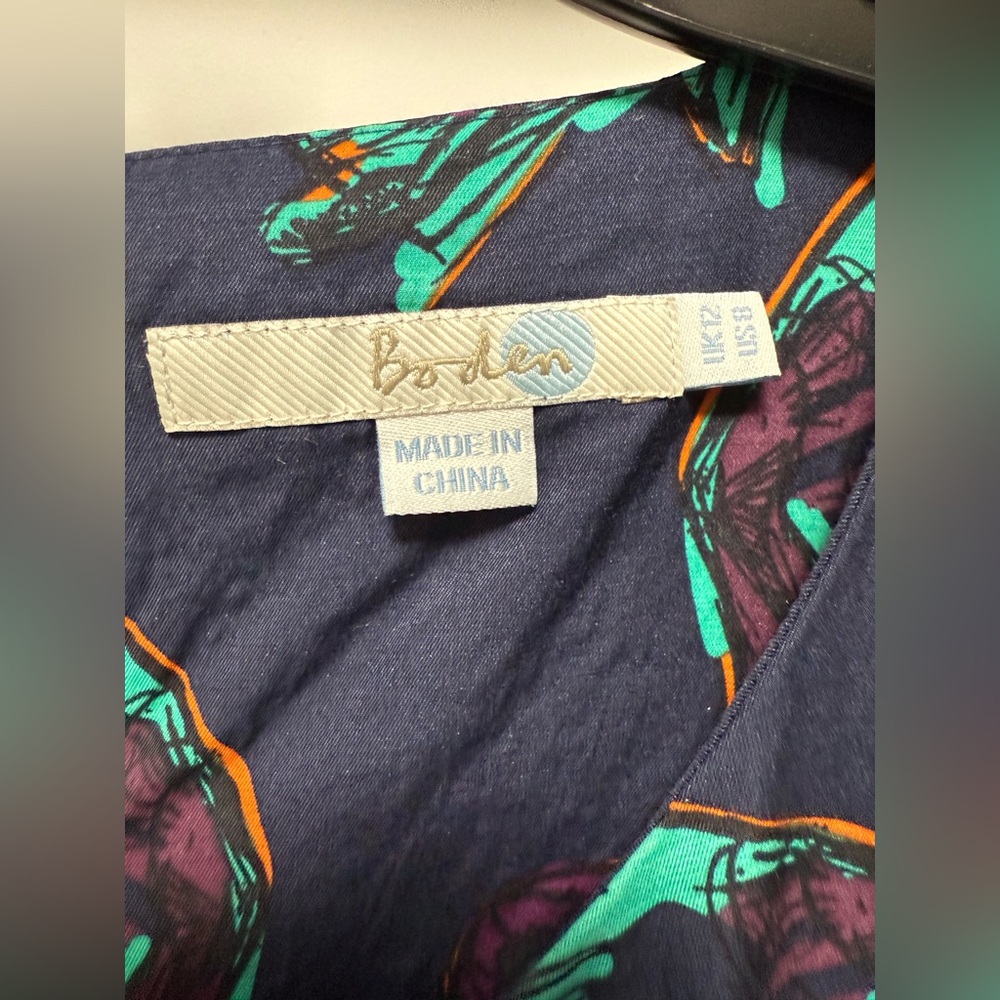 MSRP $98 Boden Cap sleeve Silk blend Women's Print Top size 8 - Picture 4 of 4